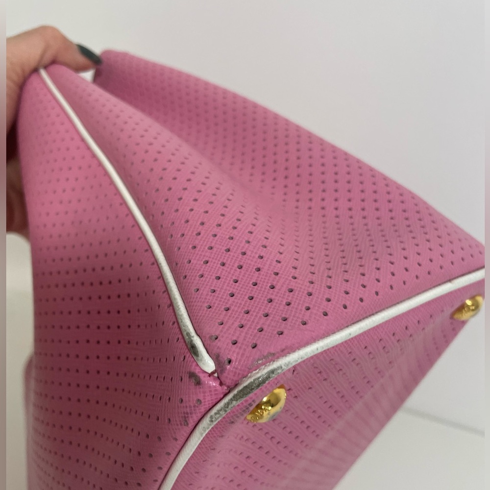 🌸Prada Lux Open Tote Saffiano Leather 🌸 - Picture 11 of 14